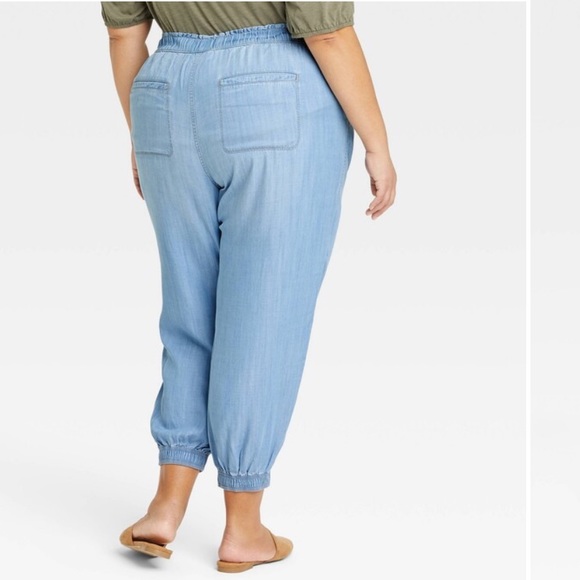 Knox Rose Women's Plus Size Mid-Rise light blue ankle Jogger Pants - Picture 2 of 2